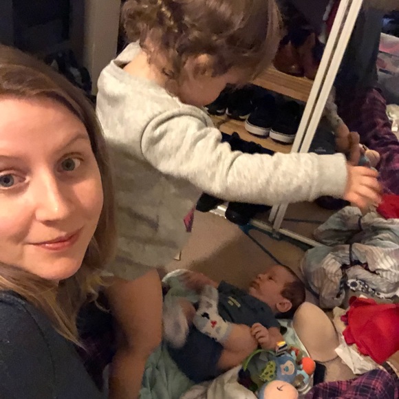 MEET YOUR POSH AMBASSADOR!! - Picture 3 of 7